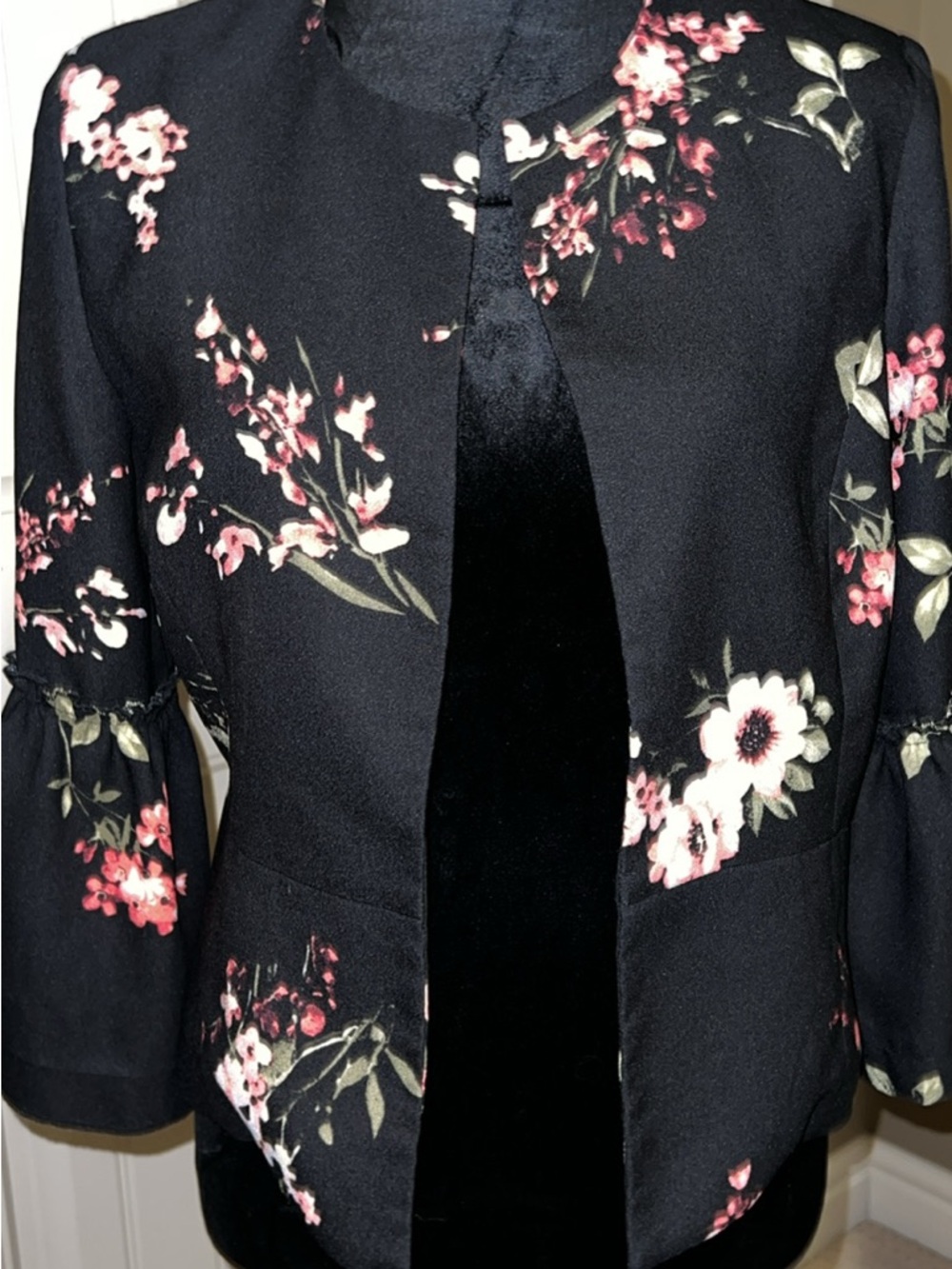 Black Floral Open-Front Women's Blazer